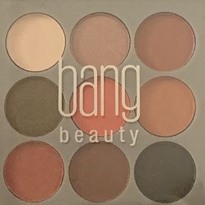 🎁NWOT Bang Eyeshadow Neutral Palette